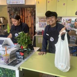Great customer service Veggie Fried Rice Mango Yogurt Smoothie Great customer service Veggie Fried Rice Mango Yogurt Smoothie