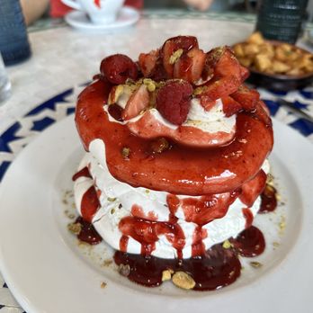 Issabella's - Mediterranean Near Me - Miami Beach, Florida