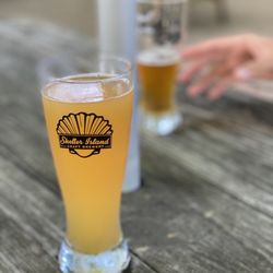 Shelter Island Craft Brewery - Raspberry ipa