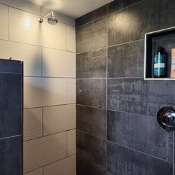 Summer House - Shower at Cottage J