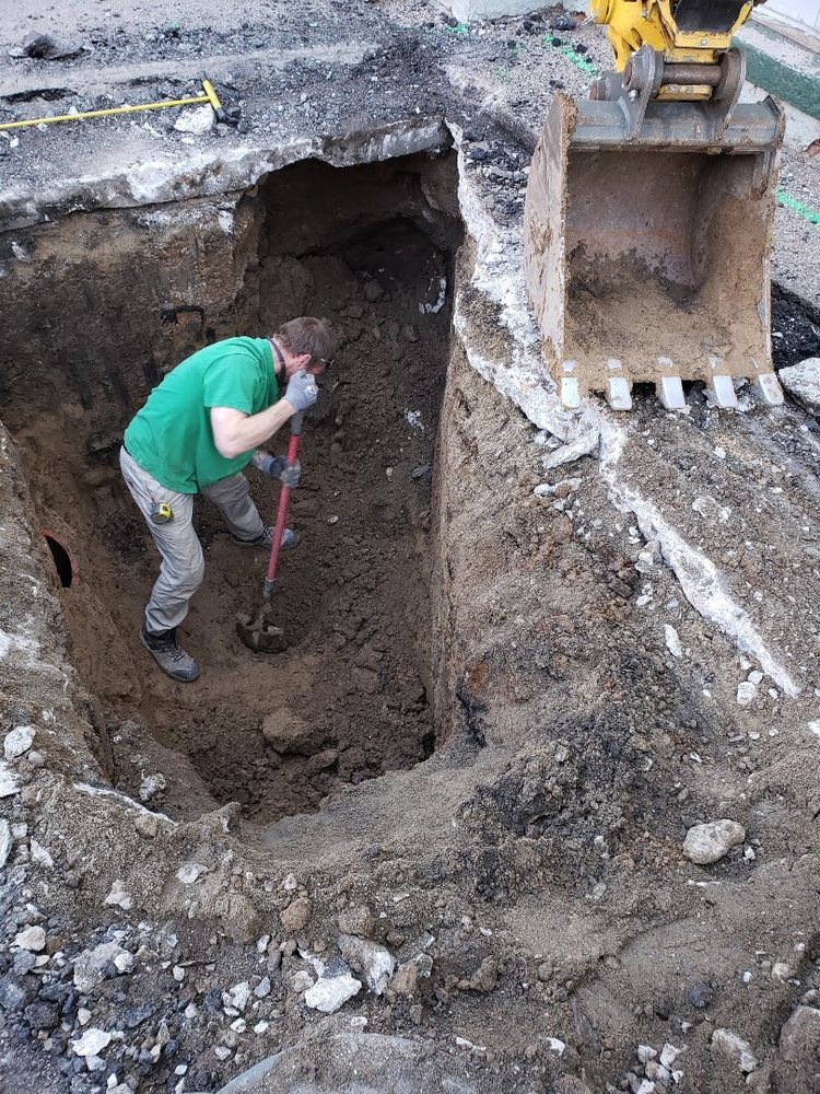 Slide of Levi Does It