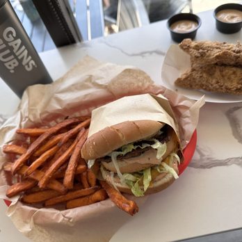 Nice Burger - BIG GUY CHICKEN TENDERS - 3PC - Vegan Near Me - Mission Viejo, California