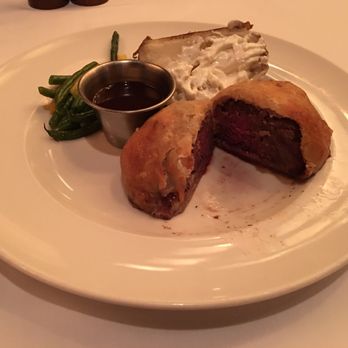 Hy's Steak House - Beef Wellington - Steakhouses Near Me - Honolulu, Hawaii Hy's Steak House - Beef Wellington - Steakhouses Near Me - Honolulu, Hawaii