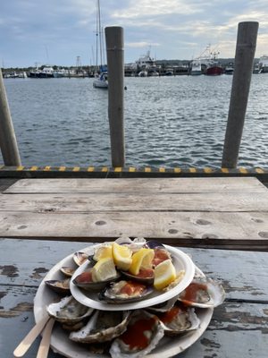 Larsen's Fish Market by null
