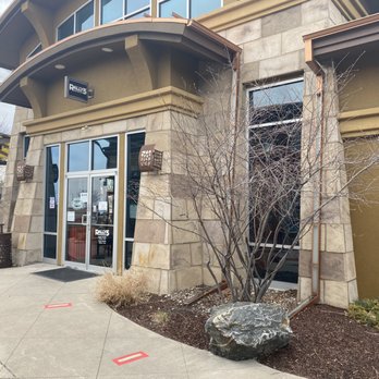 Rally5 Crafted Eats & Bar - Outside - American Near Me - Fort Collins, Colorado Rally5 Crafted Eats & Bar - Outside - American Near Me - Fort Collins, Colorado