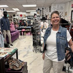 Voila Boutique - Kristie is great