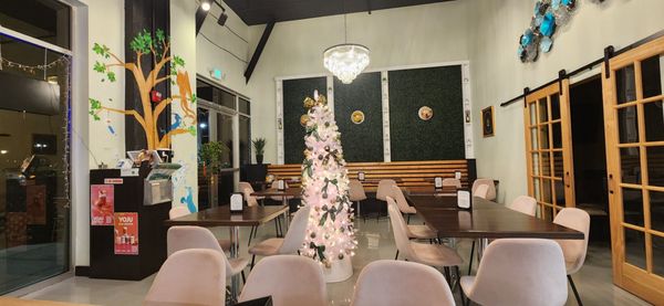 Lil Bowl, Thai and Japanese Cuisine by null