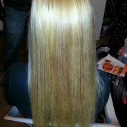 Marianne's Hair and Nail Designs