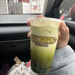Green Iced Tea with Boba Pearls Green Iced Tea with Boba Pearls
