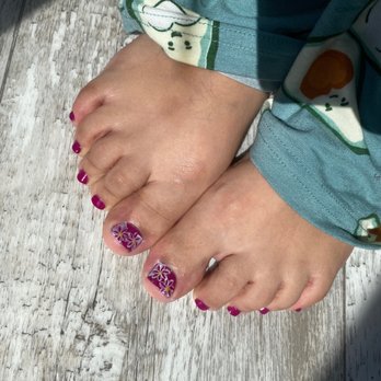 Unas by Deni - Pedicure. - Teeth Whitening Near Me Unas by Deni - Pedicure. - Teeth Whitening Near Me