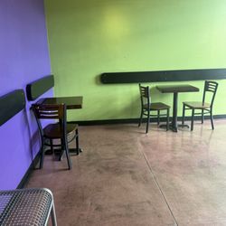 Keva Juice - Inside seating area