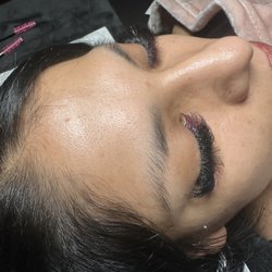 Bella V Esthetics - Volume full set
