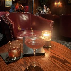 Berlin's Cocktail Bar & Lounge - Nice ambience