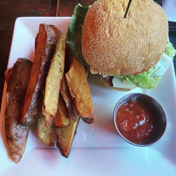 Bosscat Kitchen & Libations - July 4 burger - New American Near Me - Irvine, California
