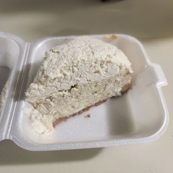 Clifford's Restaurant - Banana Cream Cheesecake - New American Near Me - Evans City, Pennsylvania