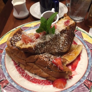 Miss Shirley's Cafe, Roland Park - Coconut creme French toast - American Near Me - Baltimore, Maryland Miss Shirley's Cafe, Roland Park - Coconut creme French toast - American Near Me - Baltimore, Maryland