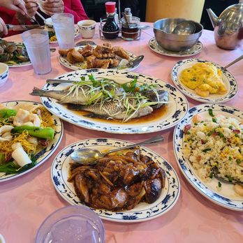 Town Sent Seafood Restaurant - Garlic clams, salt and pepper pork chop, shrimp with scrambled eggs, Yang Chow fried rice, eggplant with garlic sauce and house chow mein - Seafood Near Me - Covina, California