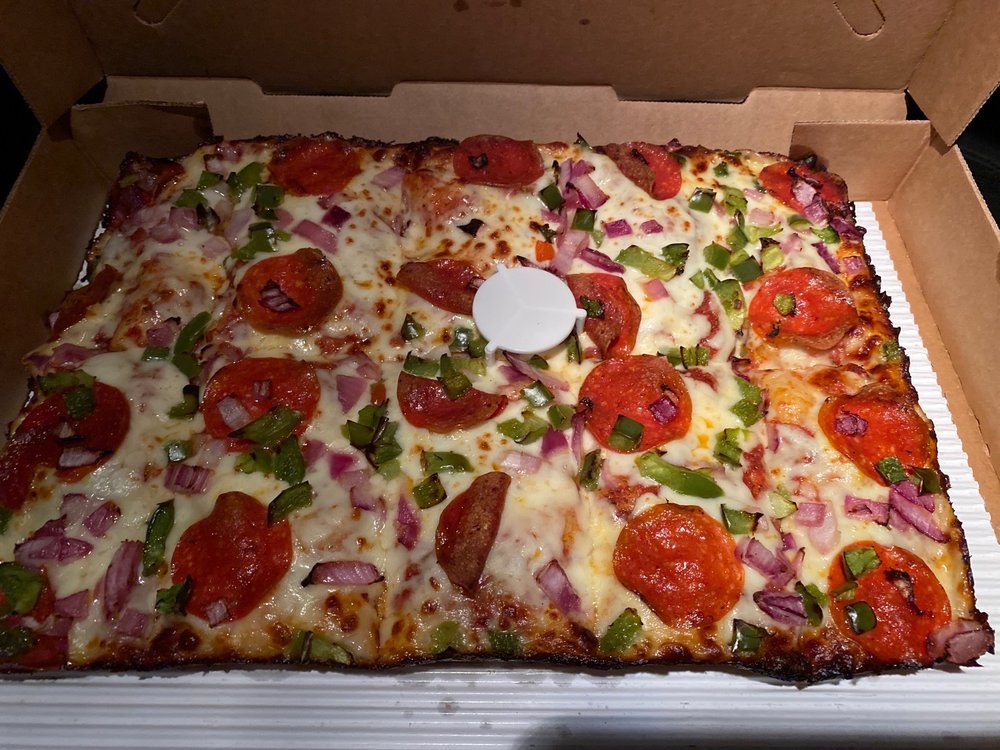 PAPAS PIZZA & BBQ Updated September 2024 15351 10 Mile Rd