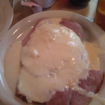 The Peach Cafe - Eggs Benedict - New American Near Me - Monrovia, California