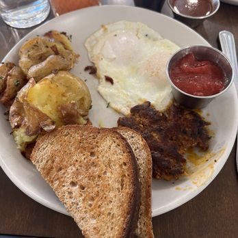 Prep and Pastry - Gilbert - 2 Eggs and chorizo - New American Near Me - Gilbert, Arizona Prep and Pastry - Gilbert - 2 Eggs and chorizo - New American Near Me - Gilbert, Arizona