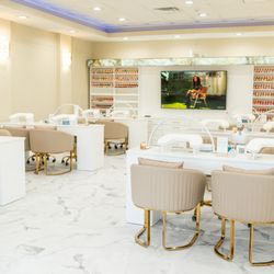 La Casa Nail Spa