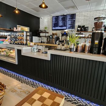 Ambee Coffee - Coffee & Tea Near Me - Warren, New Jersey