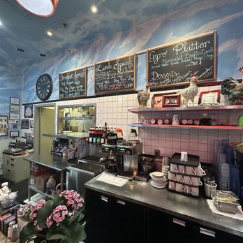 Little Gus Cafe - Inside - Breakfast & Brunch Near Me - Plano, Texas