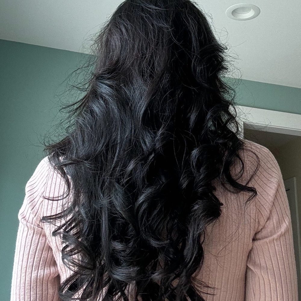 Jon Anthony Salon & Spa - The back with layers, no hairspray! It added so much volume to my hair - Hair Salons Near Me - Largo, Florida