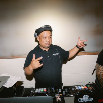 Entourage Events SF - Amazing DJ! - Party & Event Planning Near Me Entourage Events SF - Amazing DJ! - Party & Event Planning Near Me