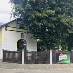 Restaurace U Nádraží - Od silnice