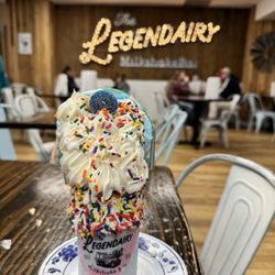 Legendairy Milkshake Bar - Unicorn shake
