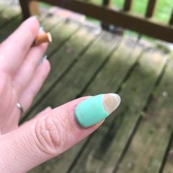 ST Nails