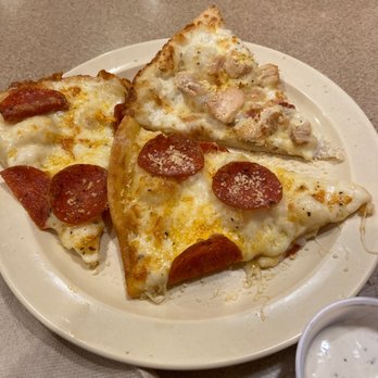 Barone's Pizza and Arcade - White cheese pepperoni pizza and a Lemon pepper chicken pizza - Pizza Near Me - Rainbow City, Alabama Barone's Pizza and Arcade - White cheese pepperoni pizza and a Lemon pepper chicken pizza - Pizza Near Me - Rainbow City, Alabama