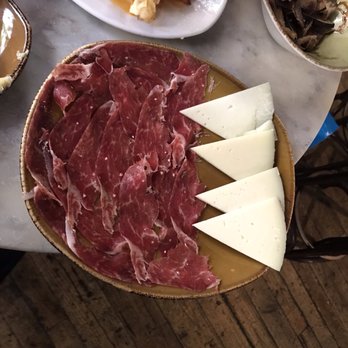 Bormuth - Jamon y queso - Tapas/Small Plates Near Me - Barcelona, B