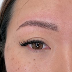 Thao SD Brow & Lash - Nano Brows with fine hair-like strokes for soft, natural-looking fullness and definition.