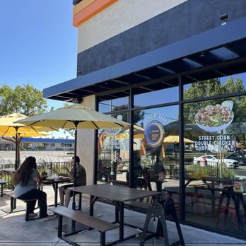 El Pollo Loco - Outside dining area - Mexican Near Me - Hayward, California El Pollo Loco - Outside dining area - Mexican Near Me - Hayward, California