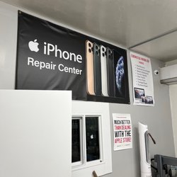 Los Angeles Iphone Screen Repair - If you live in pico Robertson area this should be your new place ask for Anthony!  iPhone 13 expert