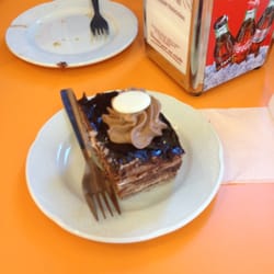 Dulcería El Rayo - Tarta de Ferrero