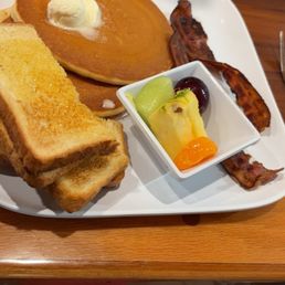 Kids breakfast. My daughter loves crispy bacon and she said it was cooked perfectly