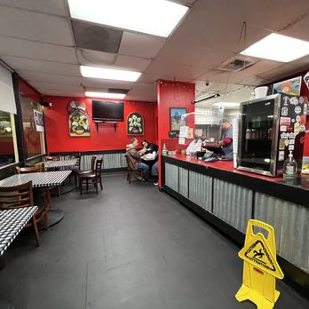 Tacos Omanas - Inside - Mexican Near Me - Covina, California