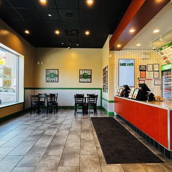 Wingstop - Chicken Wings Near Me - Bronx, New York
