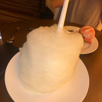 David Burke Prime - Complimentary cotton candy! (Melon flavored) - Steakhouses Near Me - Mashantucket, Connecticut David Burke Prime - Complimentary cotton candy! (Melon flavored) - Steakhouses Near Me - Mashantucket, Connecticut