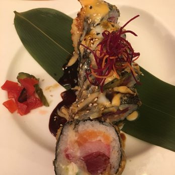 Densetsu - Krispy Roll 12.95 - Japanese Near Me - Plano, Texas