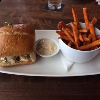 Cactus Club Cafe - Canadian (New) Near Me - Edmonton, Alberta