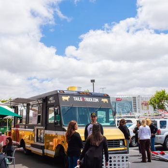The Tailg8 Zone - the tailg8 food truck - Food Trucks Near Me - Santa Clara, California The Tailg8 Zone - the tailg8 food truck - Food Trucks Near Me - Santa Clara, California
