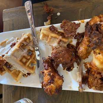 Roxy on Broadway - Hot Nashville chicken and waffles - Music Venues Near Me - Denver, Colorado Roxy on Broadway - Hot Nashville chicken and waffles - Music Venues Near Me - Denver, Colorado