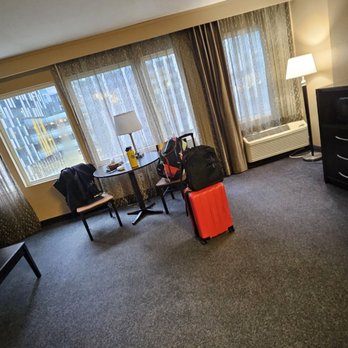 La Quinta by Wyndham Seattle Downtown - Living area - Hotels Near Me - Seattle, Washington La Quinta by Wyndham Seattle Downtown - Living area - Hotels Near Me - Seattle, Washington