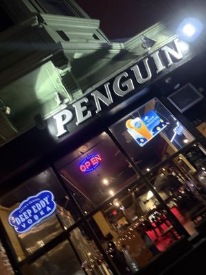 Penguin Pizza by null