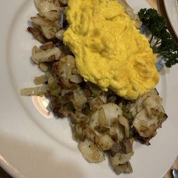 The Biscuit Basket - Tri-tip hash - Southern Near Me - Modesto, California
