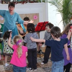 Musical Munchkins of Orange